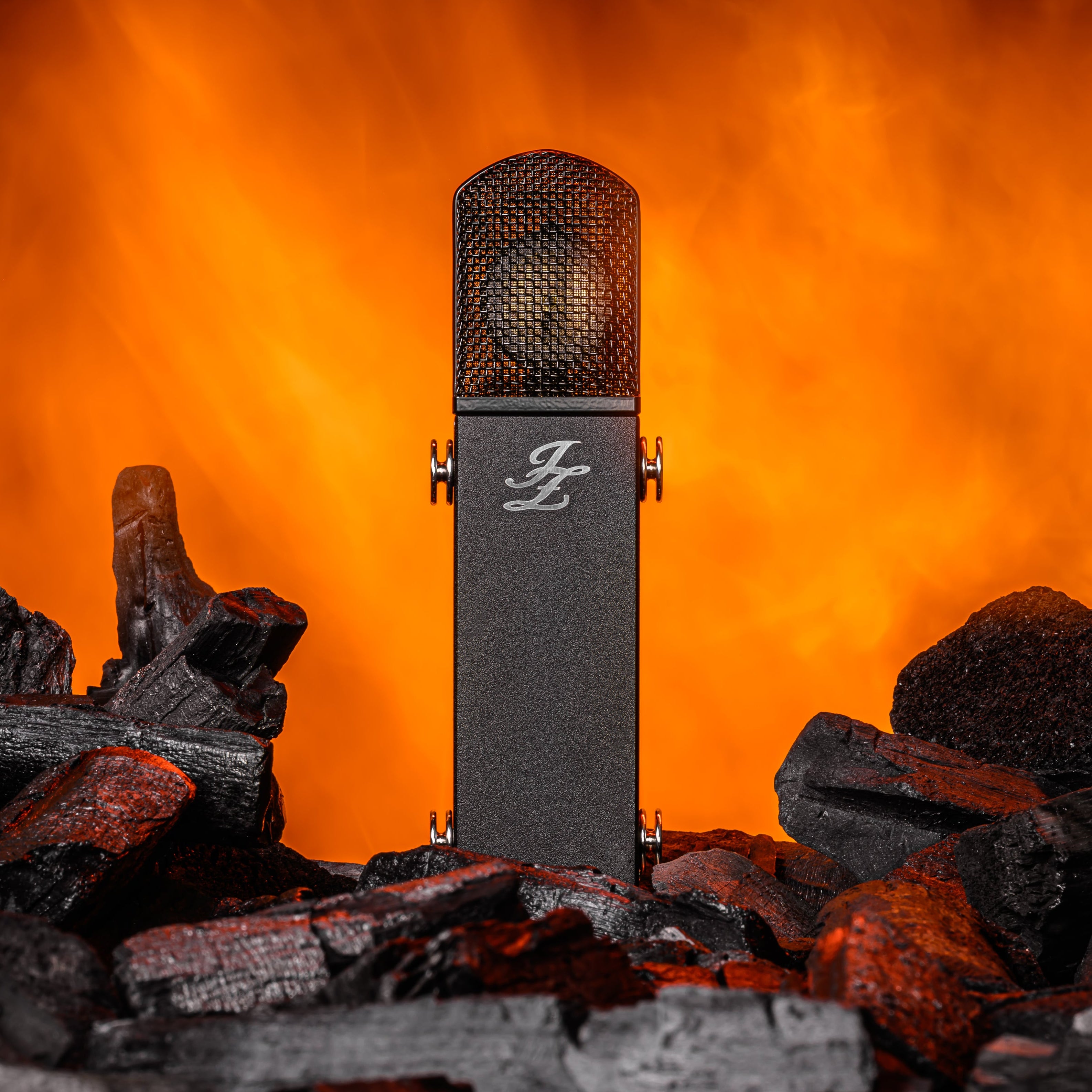 【歌モノ特化】JZ Microphones BB29｜トランス搭載 前に出るVo BB29 Signature Series – JZ Microphones Latvia